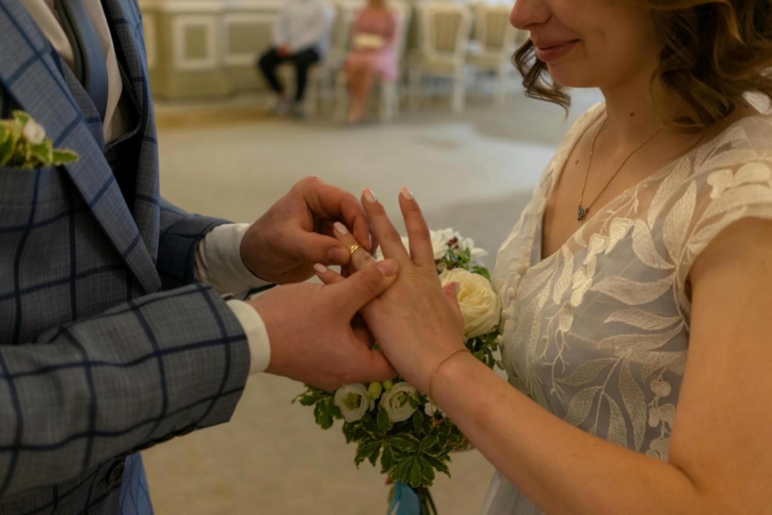Famiglia che partecipa insieme a un percorso di crescita personale